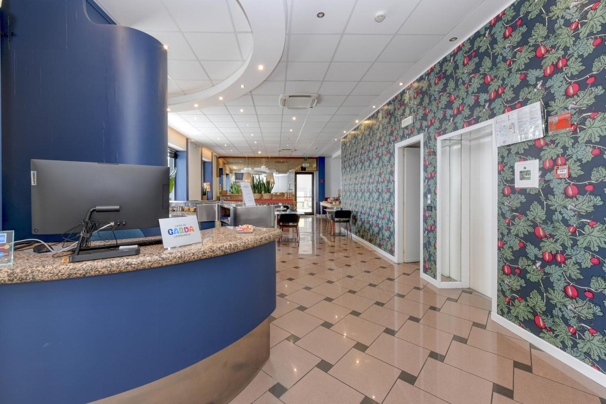 Hotel Aurora Desenzano del Garda Eksteriør bilde