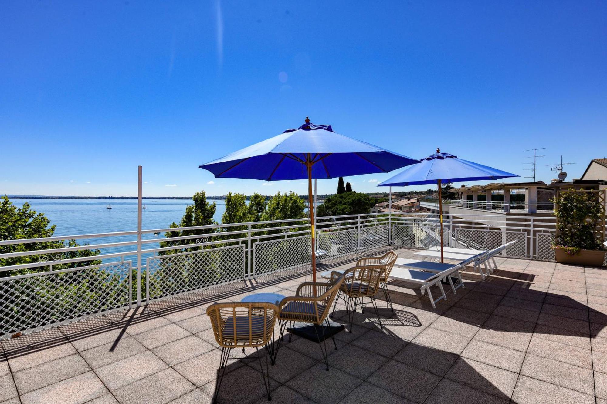 Hotel Aurora Desenzano del Garda Eksteriør bilde